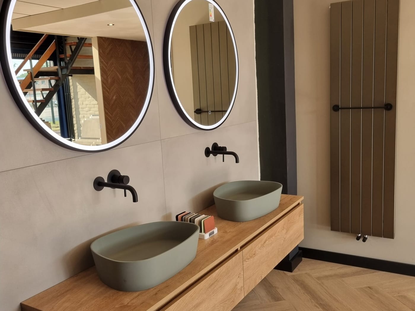 In onze showroom — foto 5